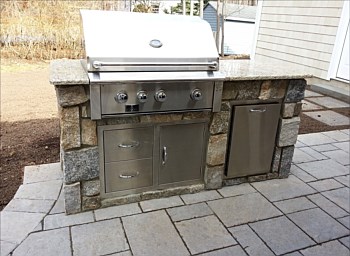 Outdoor Kitchens