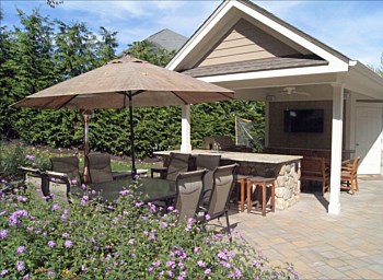 Outdoor Kitchens